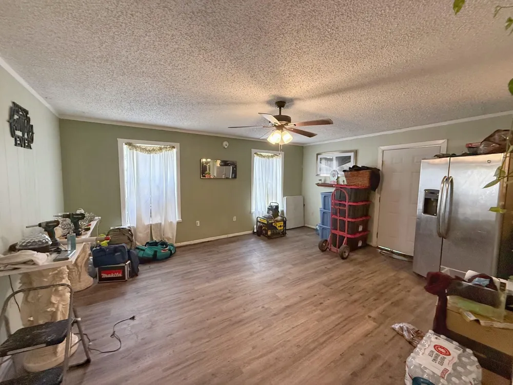 935 Center St Buffalo, TX 75831