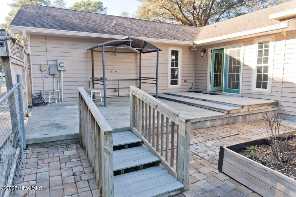 174 Fox Drive Cape Carteret, NC 28584