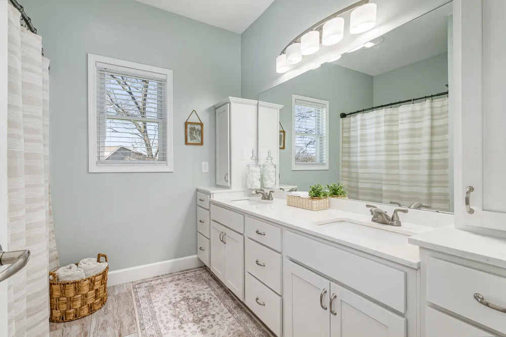 52039 Kern Drive Three Rivers, MI 49093