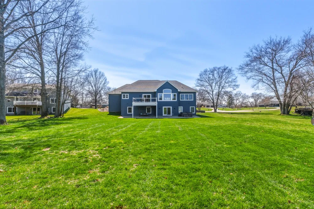 52039 Kern Drive Three Rivers, MI 49093