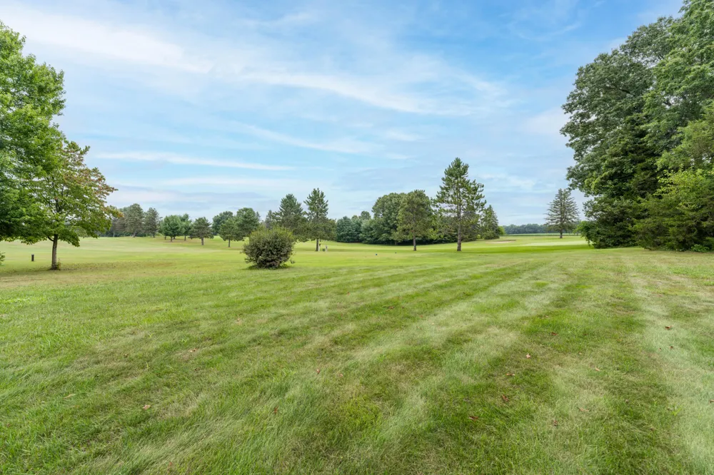 52039 Kern Drive Three Rivers, MI 49093
