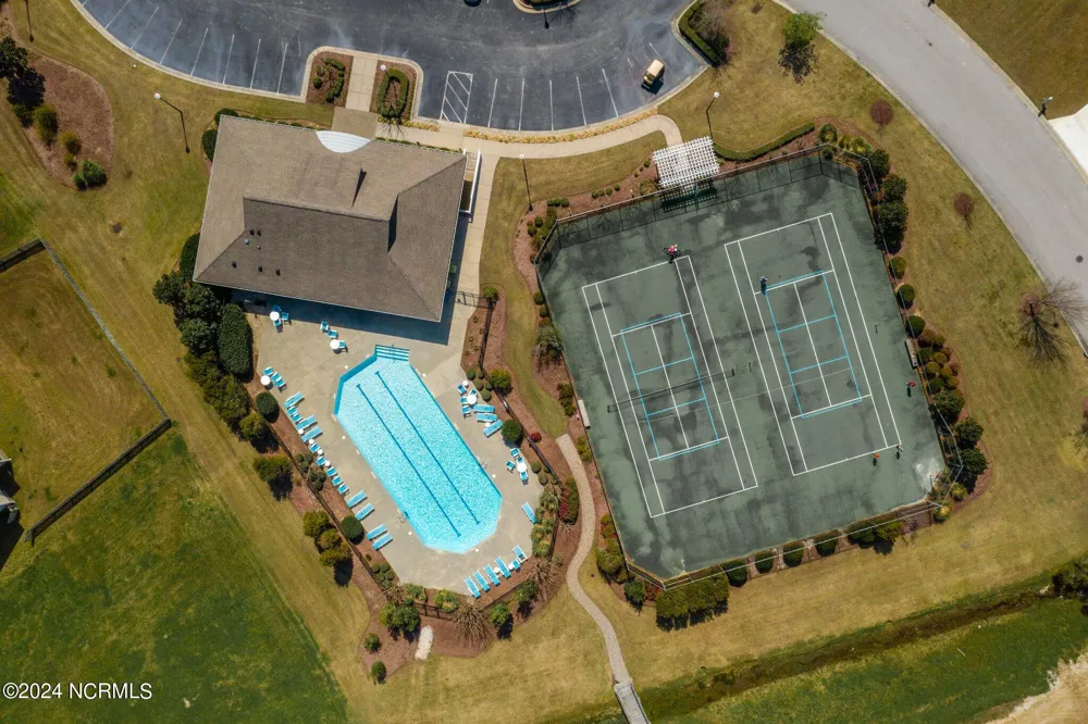 1302 Fathom Way Morehead City, NC 28557