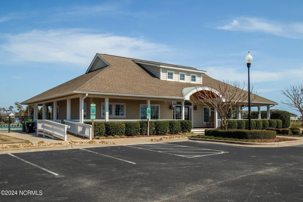 1302 Fathom Way Morehead City, NC 28557