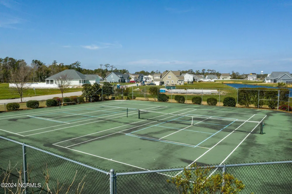 1302 Fathom Way Morehead City, NC 28557
