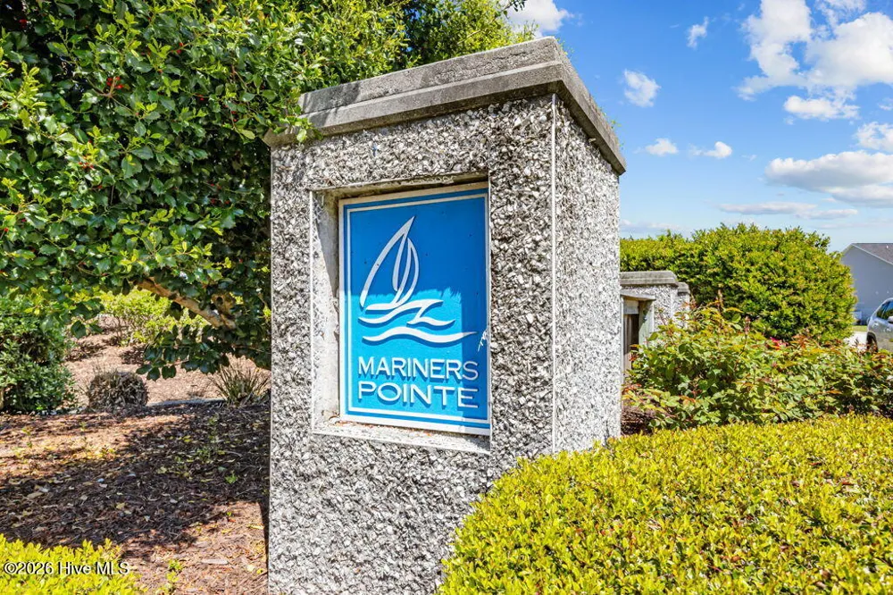 1302 Fathom Way Morehead City, NC 28557
