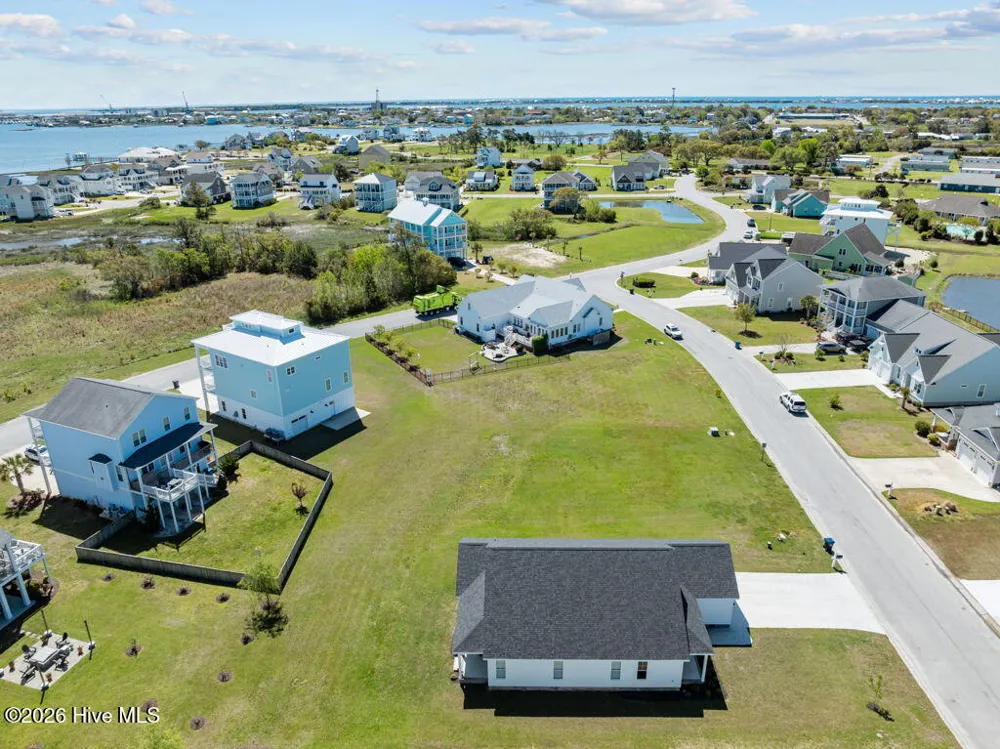 1302 Fathom Way Morehead City, NC 28557