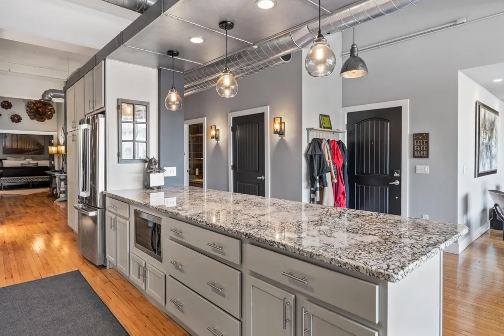 49 Monroe Center Street NW #5 Grand Rapids, MI 49503