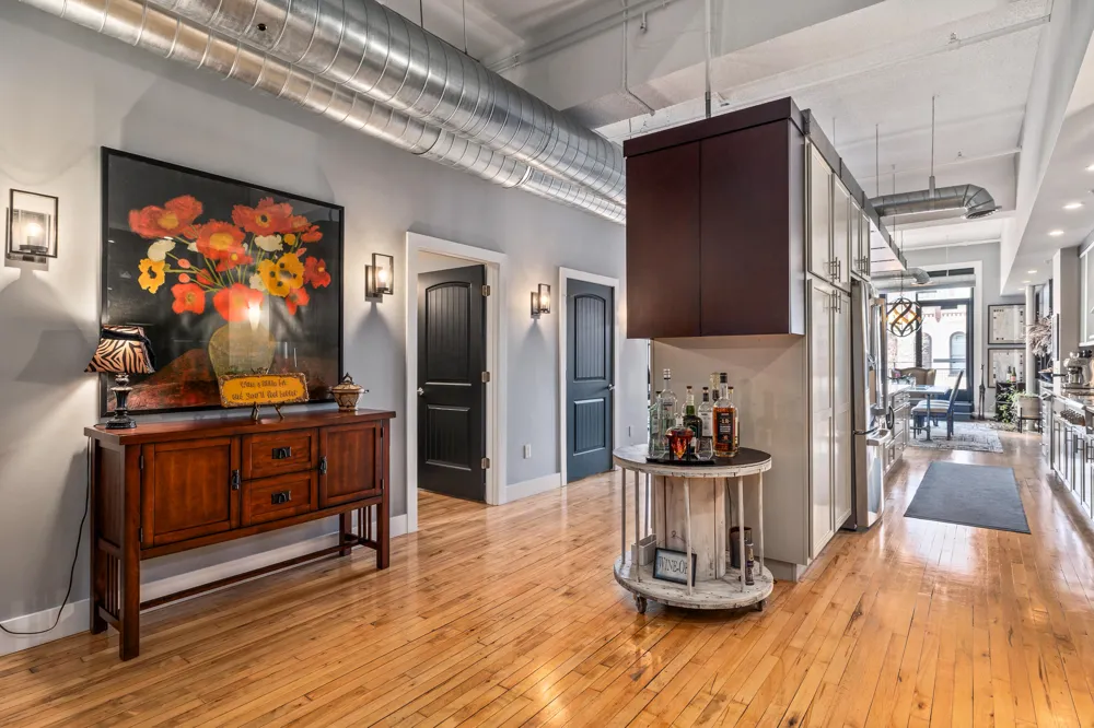 49 Monroe Center Street NW #5 Grand Rapids, MI 49503