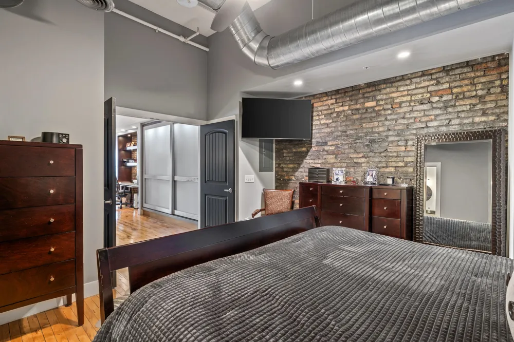 49 Monroe Center Street NW #5 Grand Rapids, MI 49503
