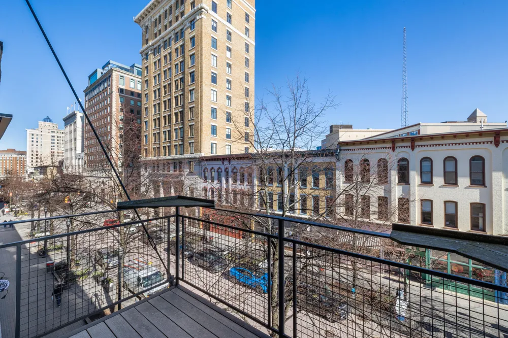 49 Monroe Center Street NW #5 Grand Rapids, MI 49503