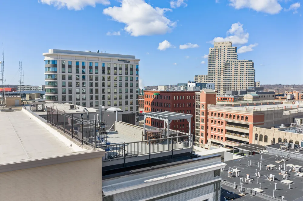 49 Monroe Center Street NW #5 Grand Rapids, MI 49503