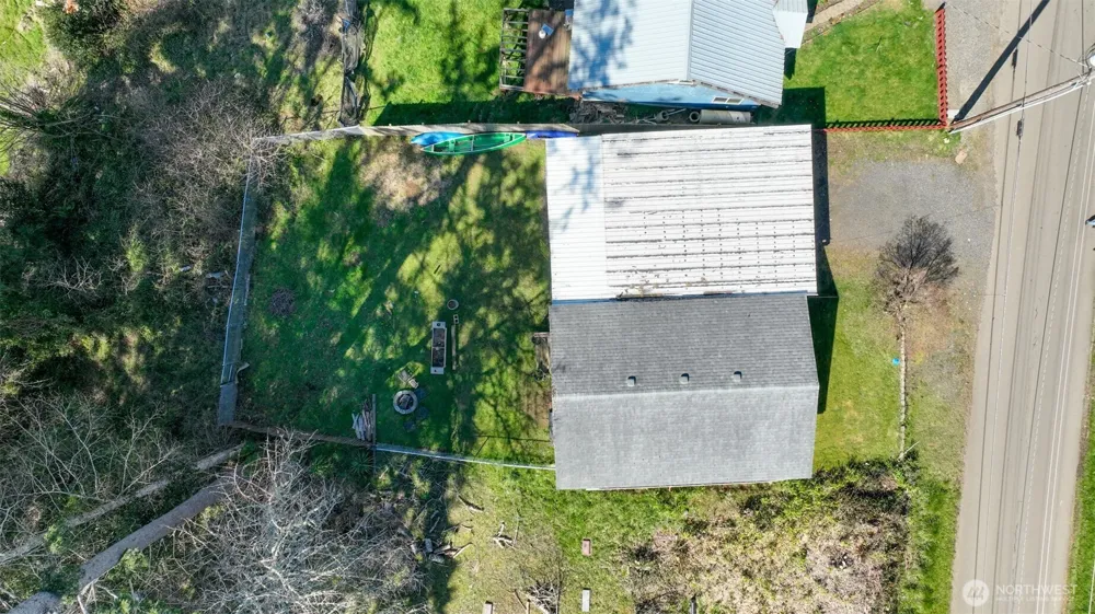 21 2nd Street Bay Center, WA 98527