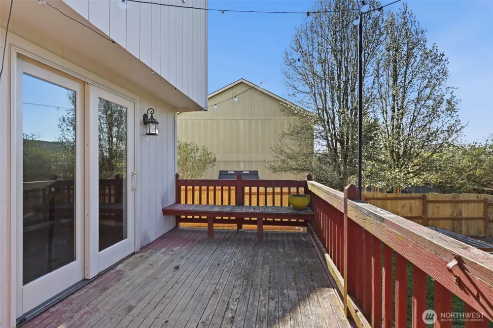 728 E Heritage Loop La Center, WA 98629