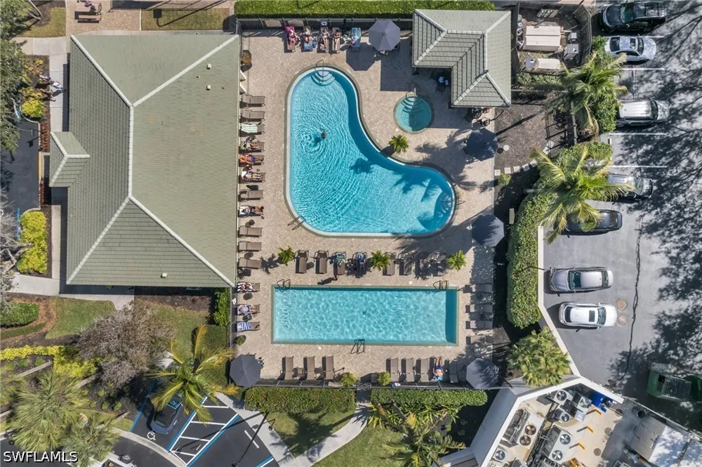 Laurel Greens Lane S #202 Naples, FL 34119