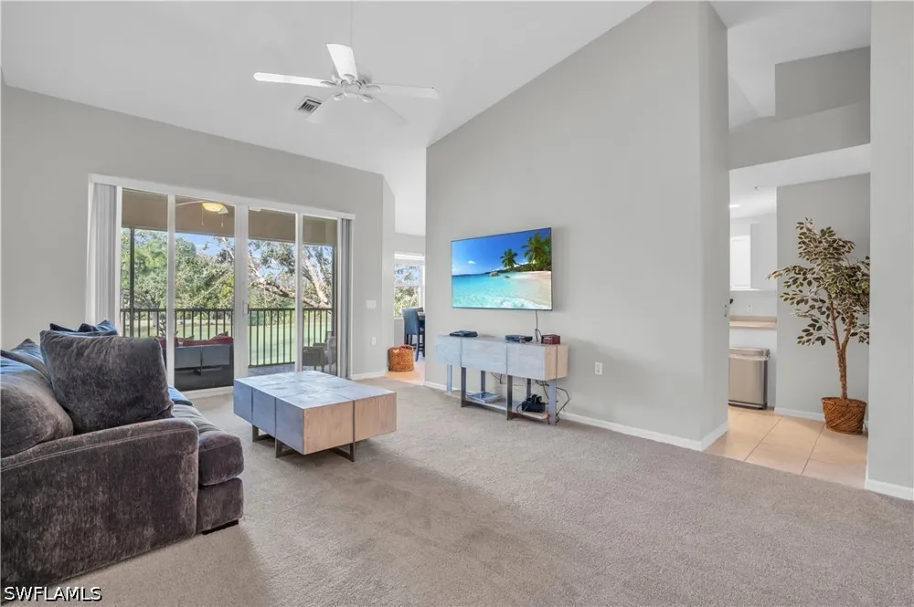 Laurel Greens Lane S #202 Naples, FL 34119