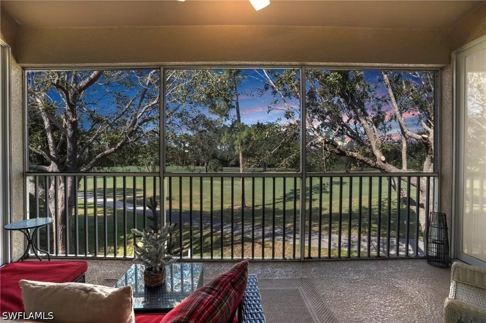 Laurel Greens Lane S #202 Naples, FL 34119