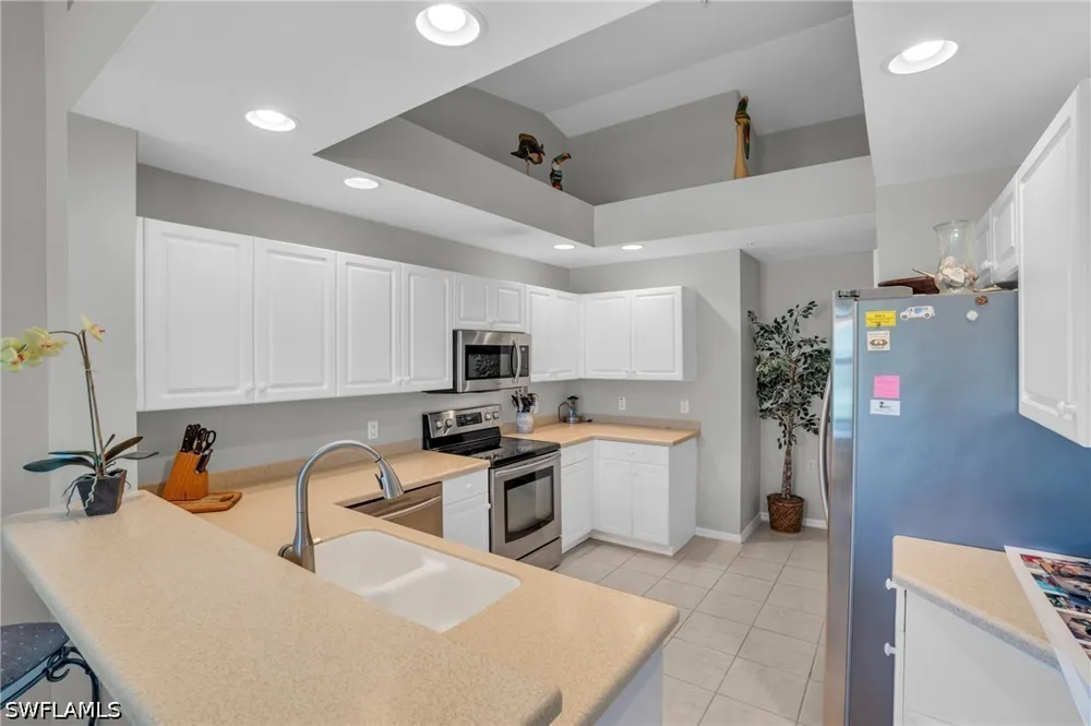 Laurel Greens Lane S #202 Naples, FL 34119