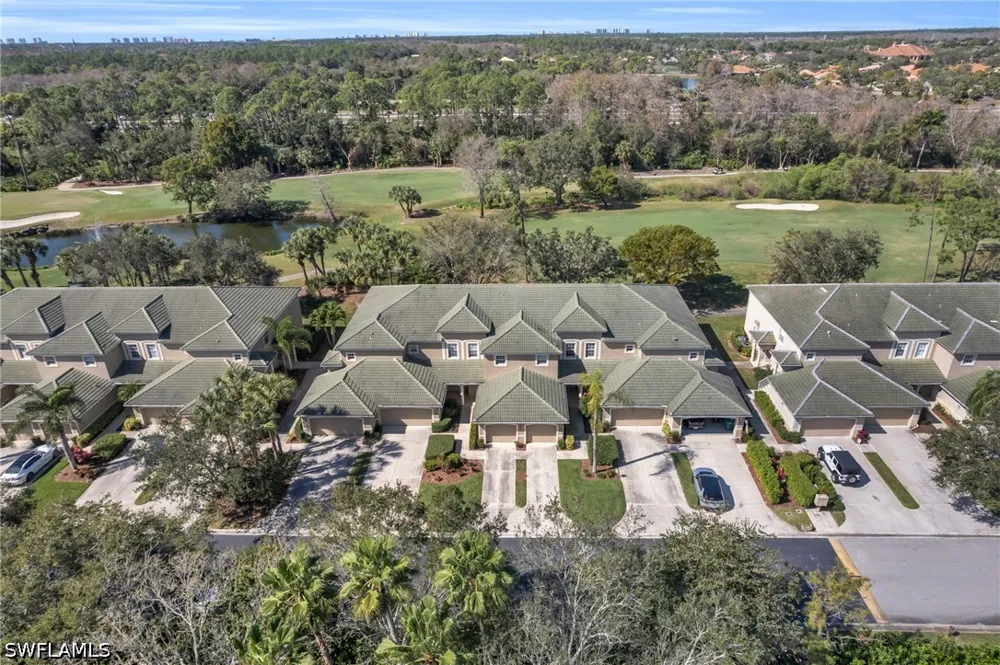 Laurel Greens Lane S #202 Naples, FL 34119
