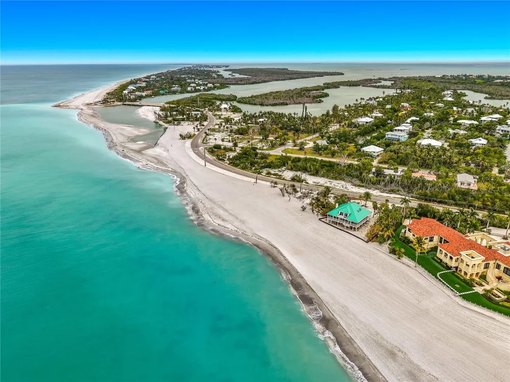 6351 SANIBEL CAPTIVA ROAD Sanibel, FL 33957