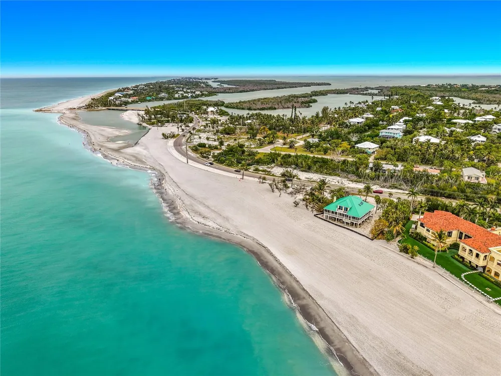 6351 SANIBEL CAPTIVA ROAD Sanibel, FL 33957