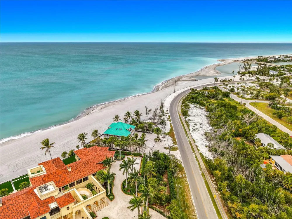 6351 SANIBEL CAPTIVA ROAD Sanibel, FL 33957