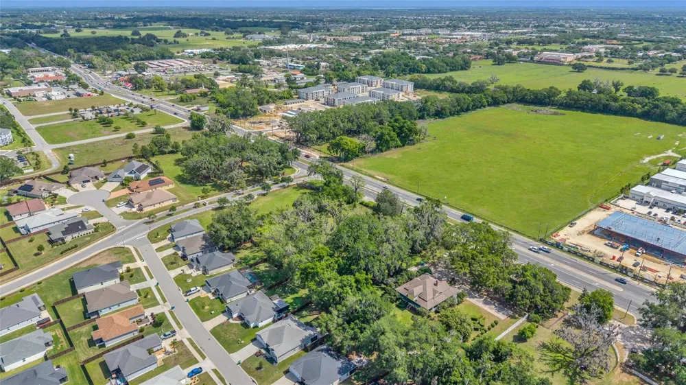 11338 US HIGHWAY 301 Oxford, FL 34484