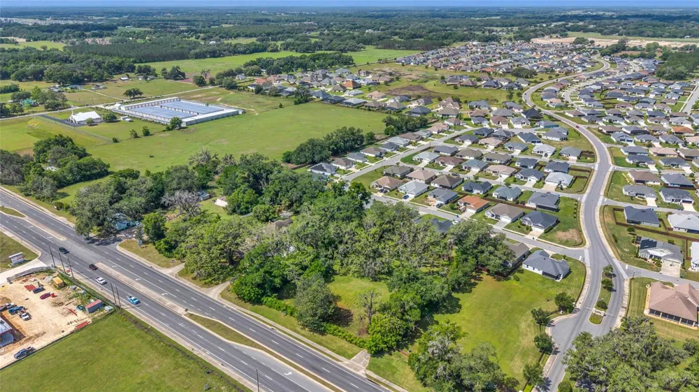 11338 US HIGHWAY 301 Oxford, FL 34484