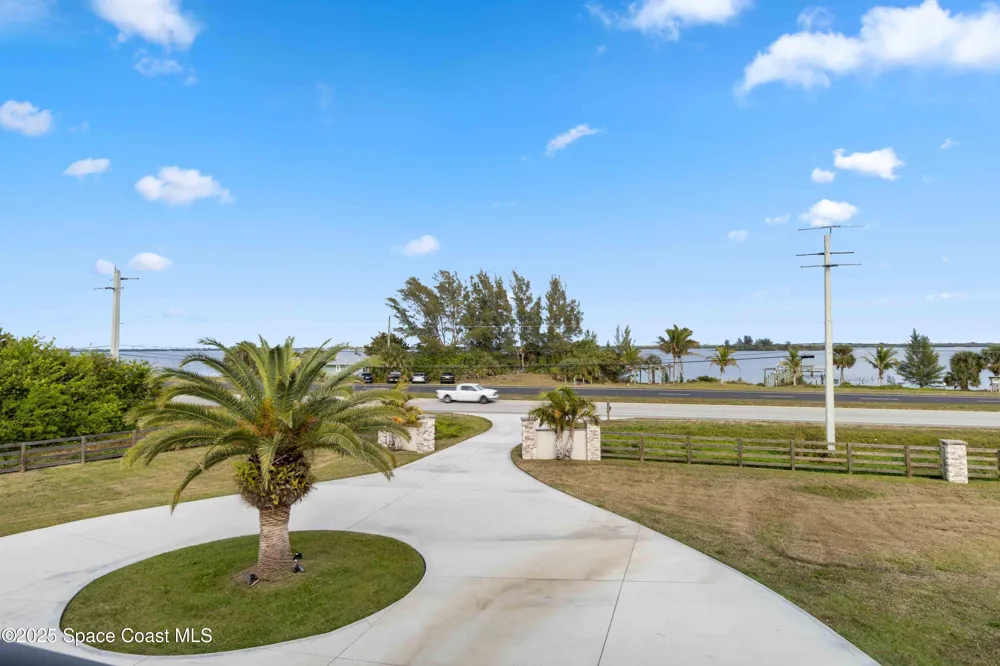 4620 Highway 1 Grant, FL 32949