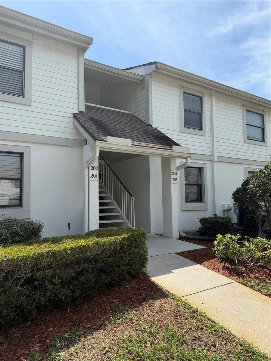 204 WINDWARD PLACE #36 Oldsmar, FL 34677