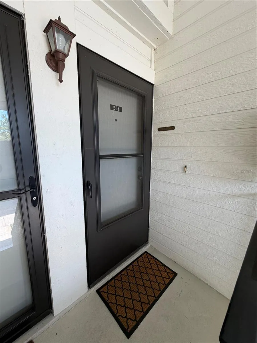 204 WINDWARD PLACE #36 Oldsmar, FL 34677