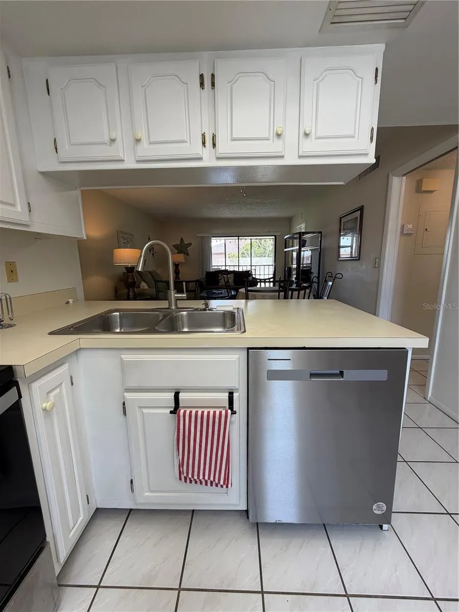 204 WINDWARD PLACE #36 Oldsmar, FL 34677