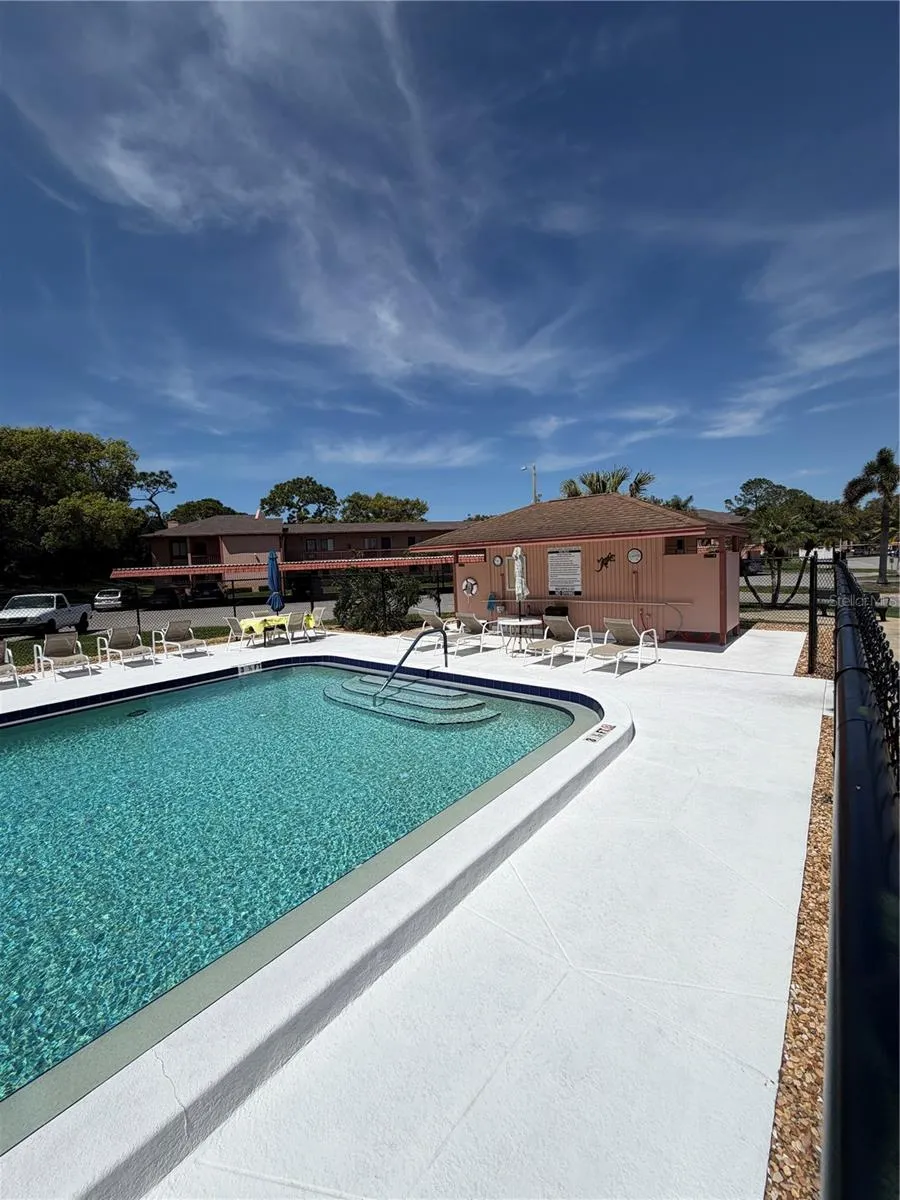 204 WINDWARD PLACE #36 Oldsmar, FL 34677