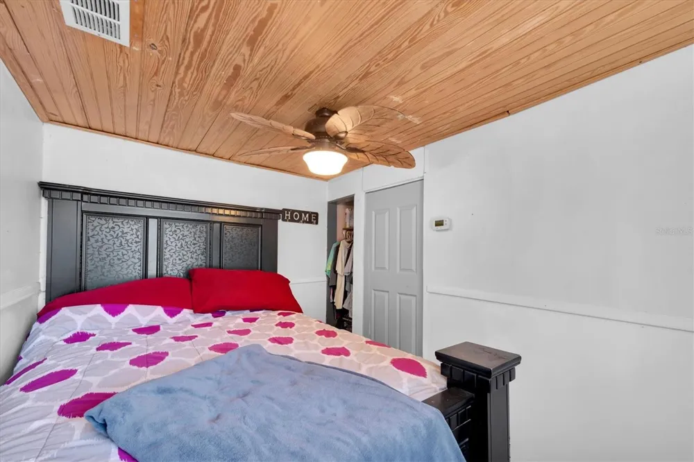 1846 51ST STREET S Gulfport, FL 33707