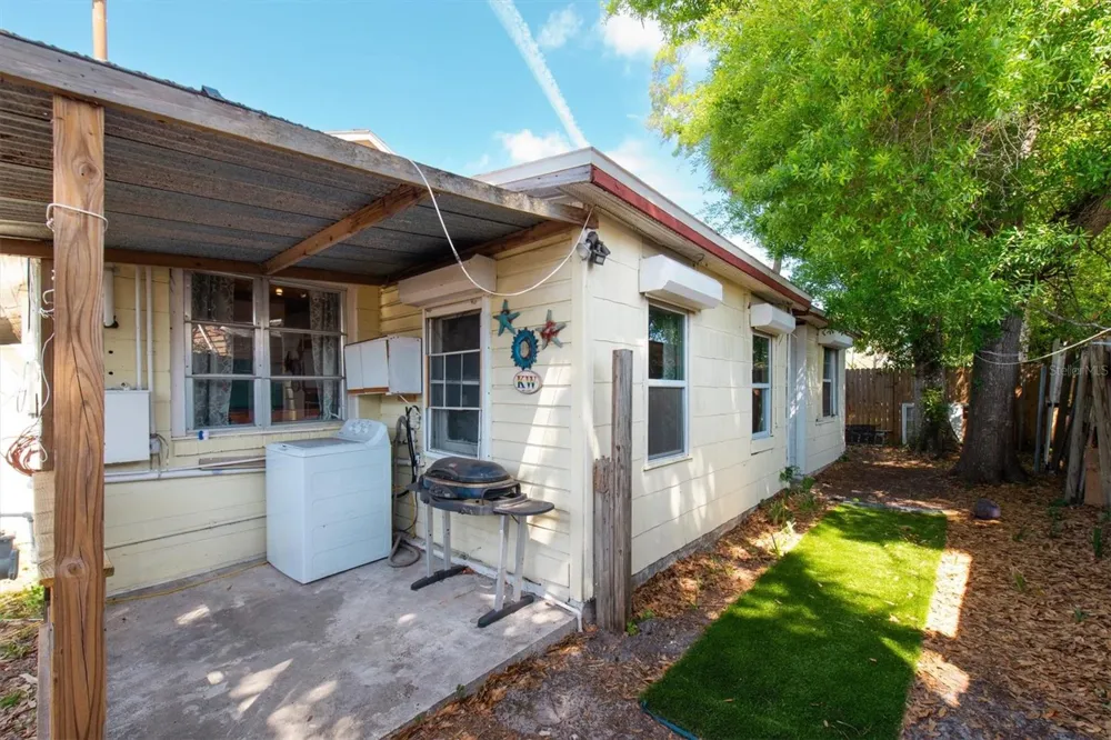 1846 51ST STREET S Gulfport, FL 33707