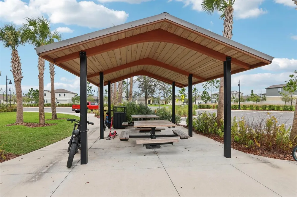 1804 TAHITIAN SUNRISE DRIVE Plant City, FL 33565