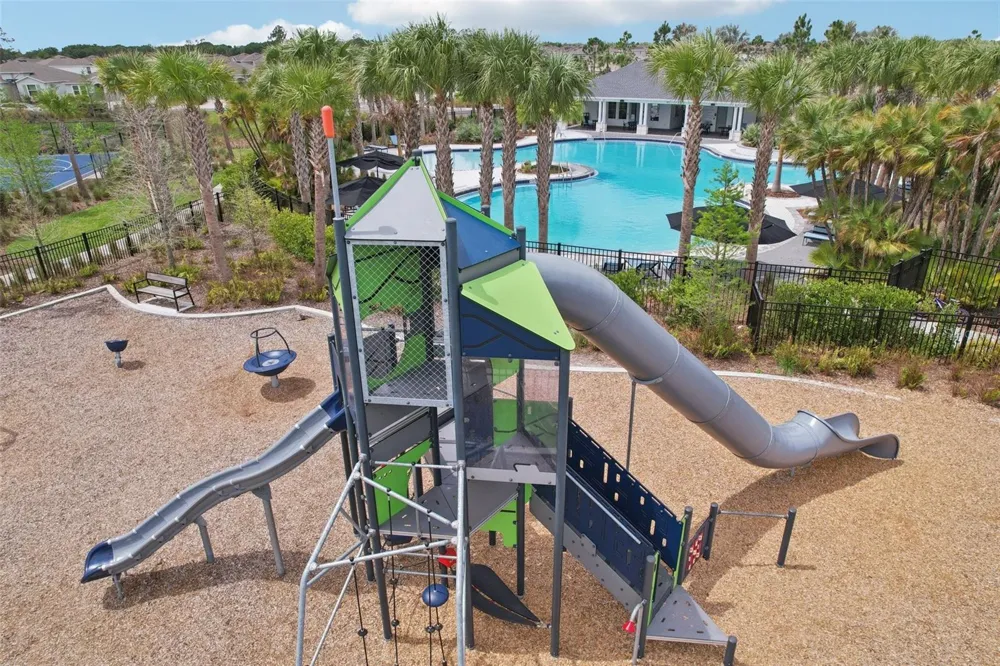 1804 TAHITIAN SUNRISE DRIVE Plant City, FL 33565