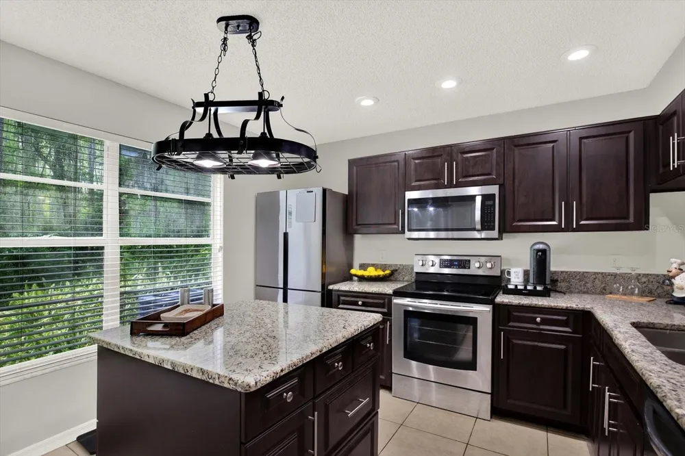 5844 RED CEDAR LANE Tampa, FL 33625