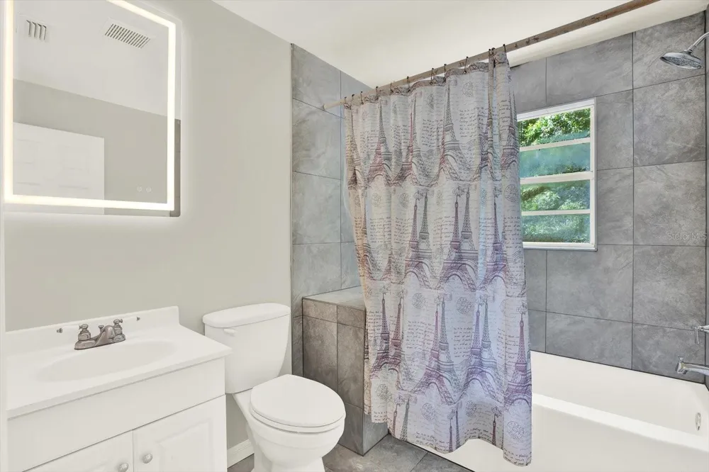 5844 RED CEDAR LANE Tampa, FL 33625