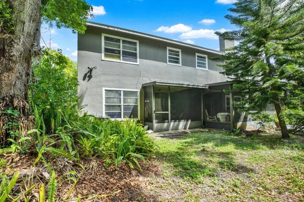 5844 RED CEDAR LANE Tampa, FL 33625