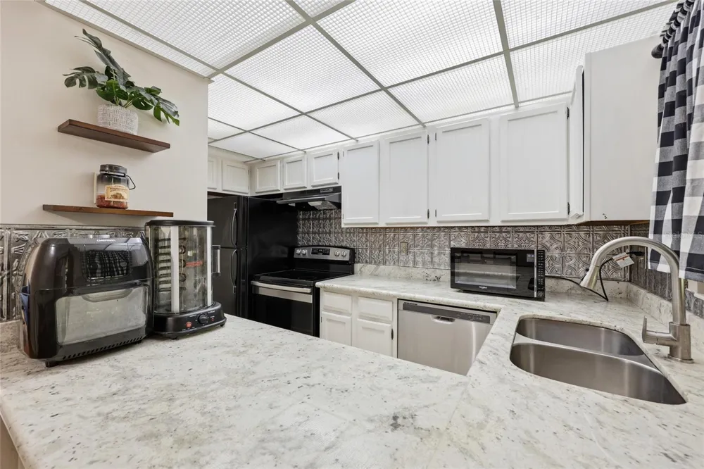 4128 NW 44TH DRIVE Gainesville, FL 32606