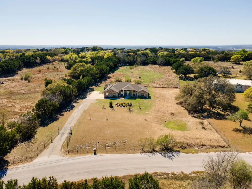 1467 County Road 4820 Kempner, TX 76539