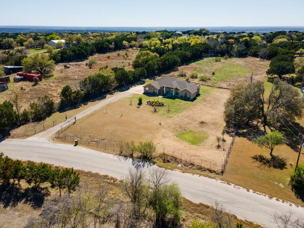 1467 County Road 4820 Kempner, TX 76539