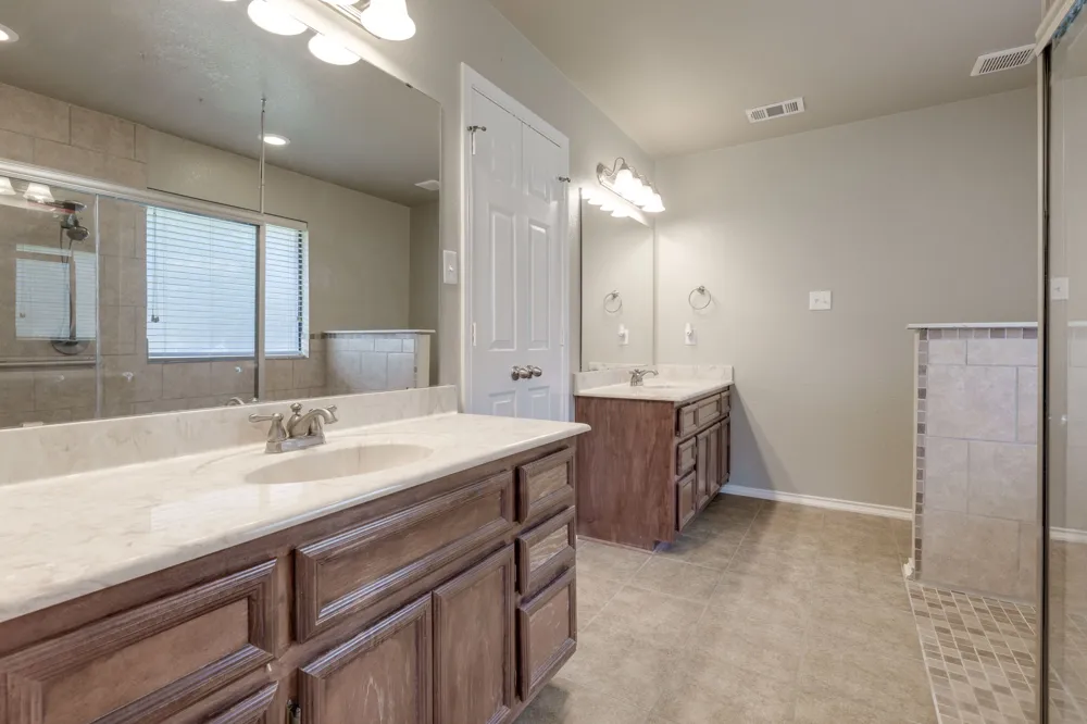 1467 County Road 4820 Kempner, TX 76539