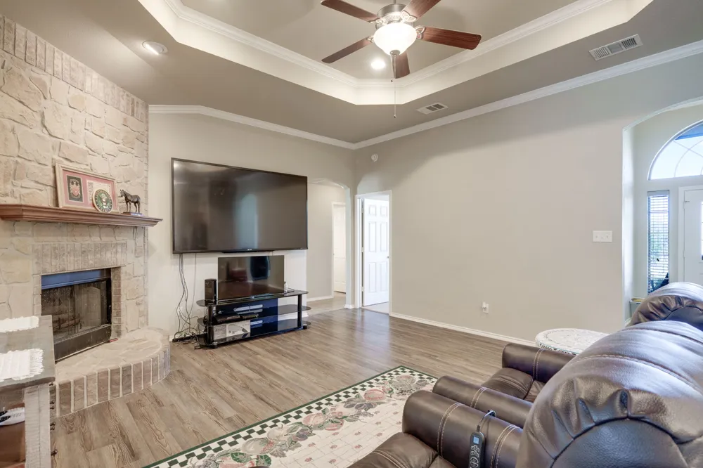 1467 County Road 4820 Kempner, TX 76539