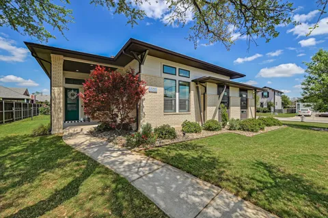 100 Dax Drive