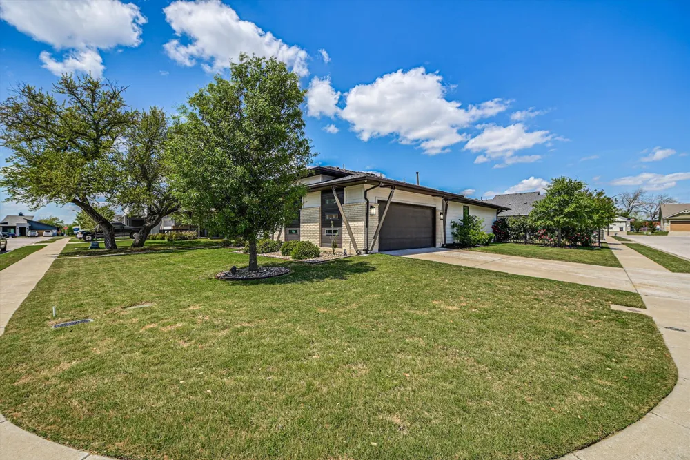 100 Dax Drive Liberty Hill, TX 78642