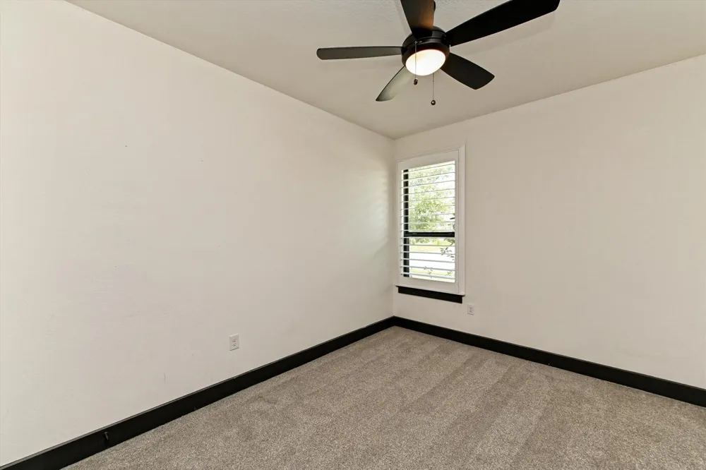 100 Dax Drive Liberty Hill, TX 78642