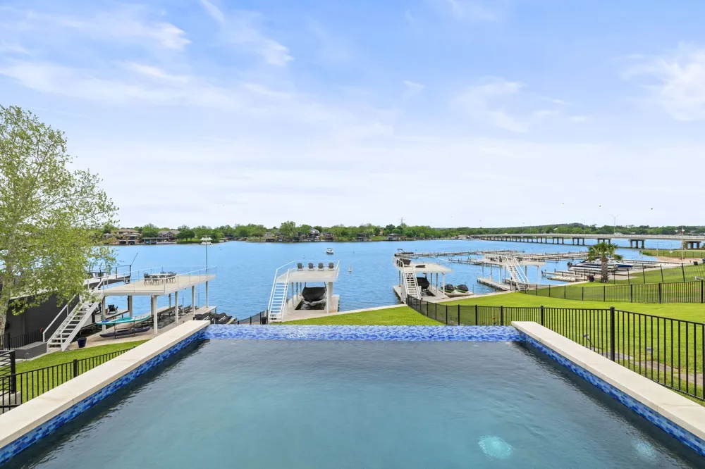 1324 Euel Moore Drive Kingsland, TX 78639