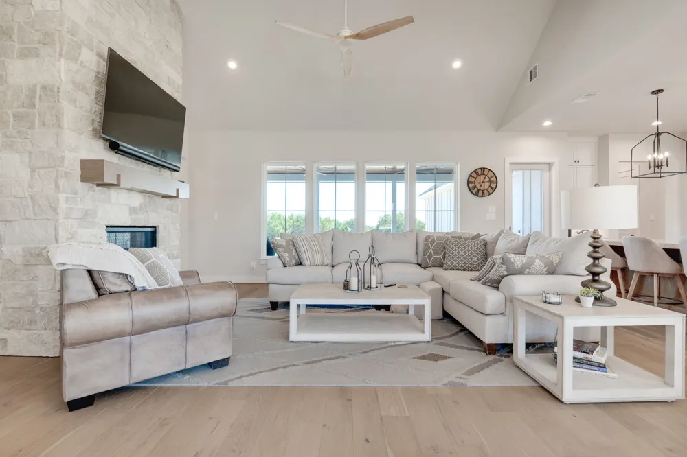 305 Willow Oak Drive Goldthwaite, TX 76844