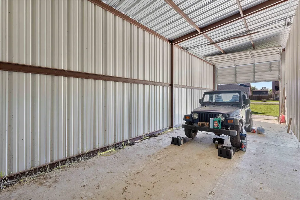 1324 Alpha Lane Crosby, TX 77532